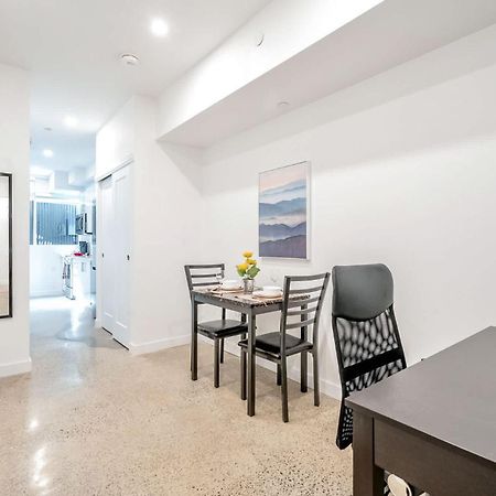 Spacious 2Br Apartment - Regent Park Near Downtown Τορόντο Εξωτερικό φωτογραφία