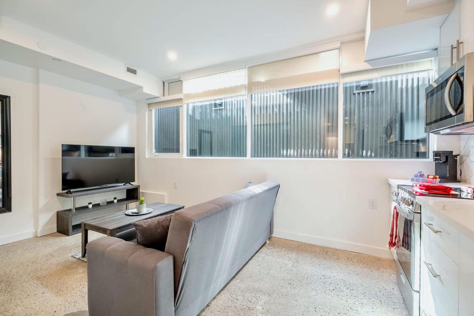 Spacious 2Br Apartment - Regent Park Near Downtown Τορόντο Εξωτερικό φωτογραφία