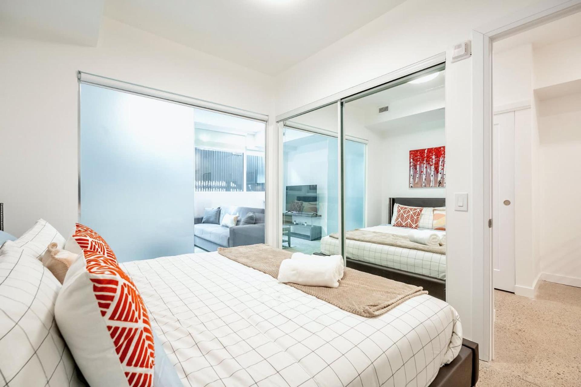 Spacious 2Br Apartment - Regent Park Near Downtown Τορόντο Εξωτερικό φωτογραφία